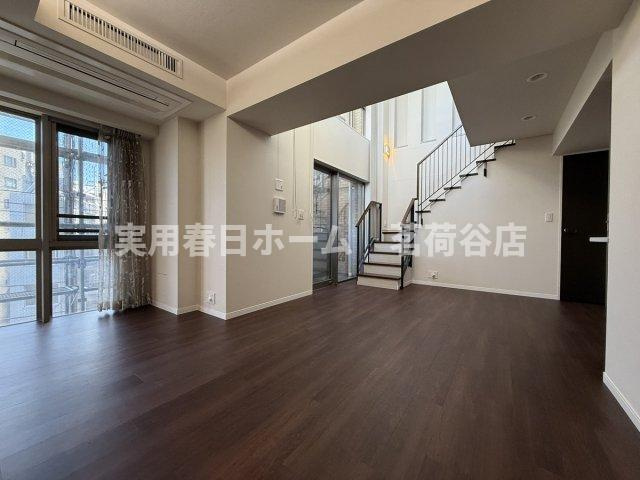 【居間・リビング】