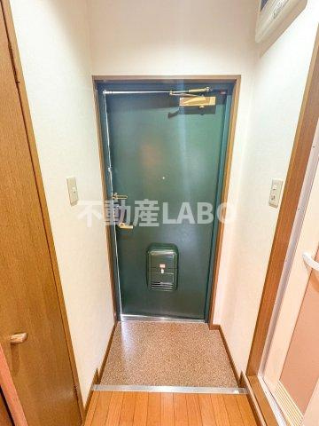 ステイトリー川口屋の玄関