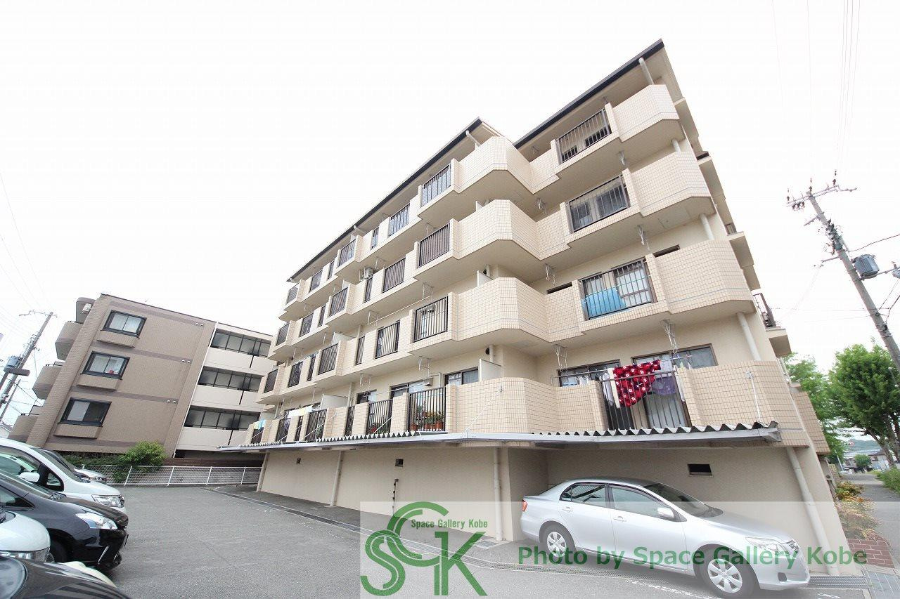 リバーハイツKANBEEの外観