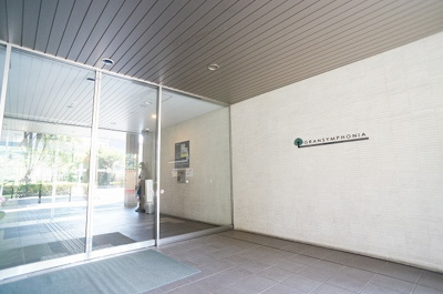 【エントランス】 | グランシンフォニア戸田公園ＥＡＳＴ棟