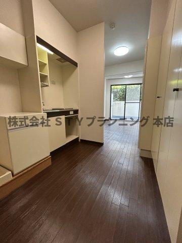 仲介手数料０円！アトリウム前田の居間・リビング