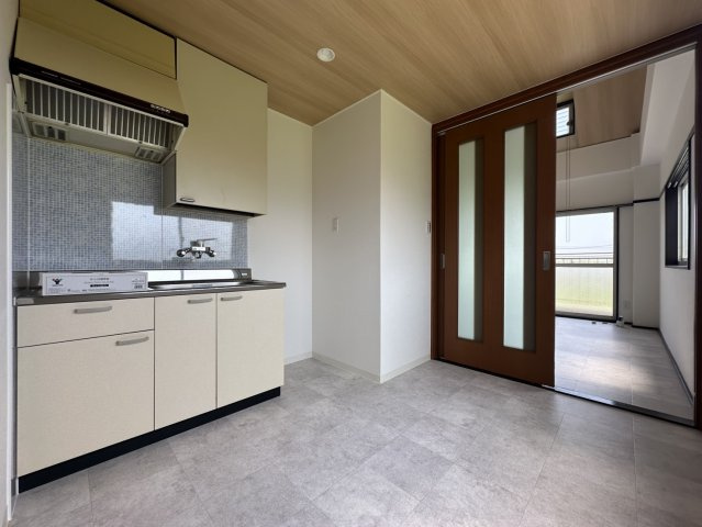 ハイネスシブヤの居間・リビング