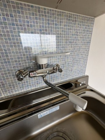 ハイネスシブヤの洋室