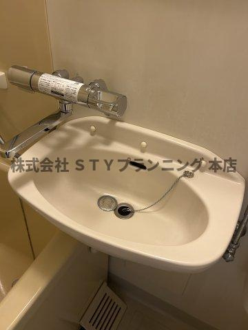 仲介手数料０円！アトリウム前田の洗面所