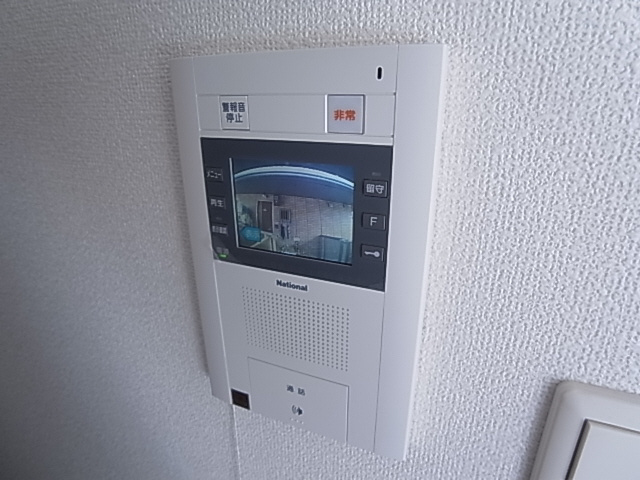 神戸市長田区片山町２丁目のアパートのセキュリティ|TV付インターフォン