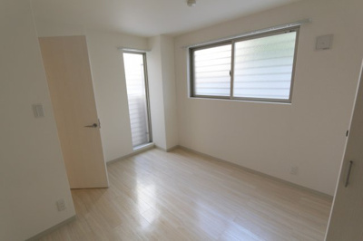 【洋室】 | プレイス曽根