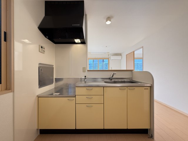 ラ・ピュールメゾン　Ｂ棟のキッチン|キッチンは人気の対面型キッチンです★