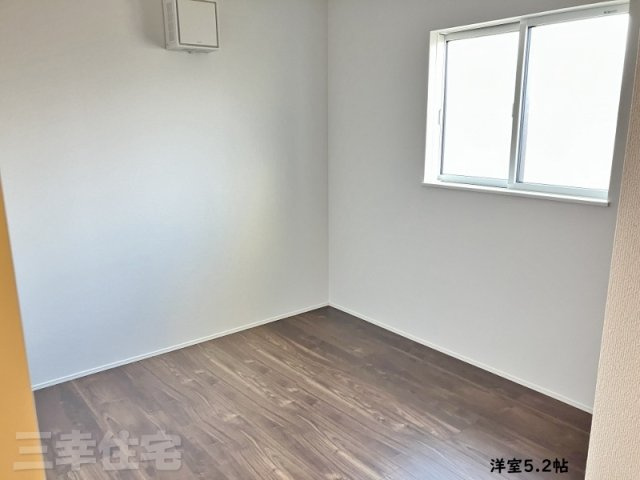 碧南市入船町の洋室|北面でも明るい洋室5.2帖