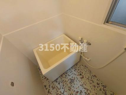 岡戸ビルの浴室