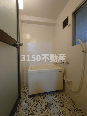 岡戸ビルの浴室