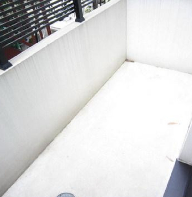 エストフルーヴのバルコニー