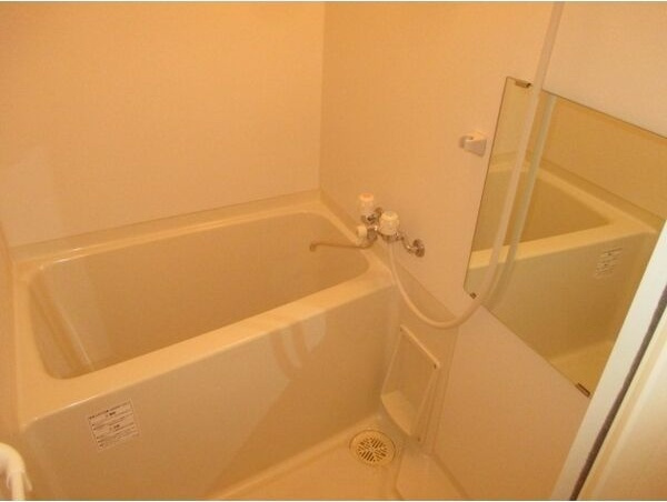 ブルームライフ黒川(旧:クレジデンス黒川)の浴室