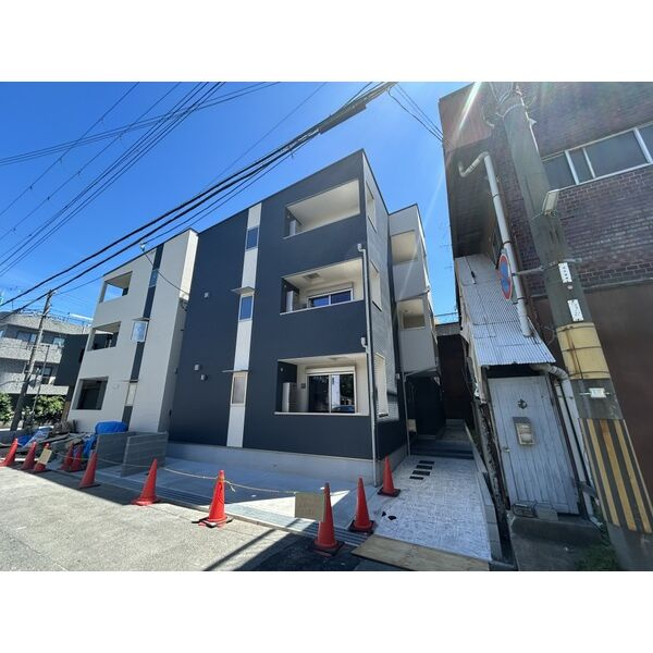 ザカラー東本町A棟