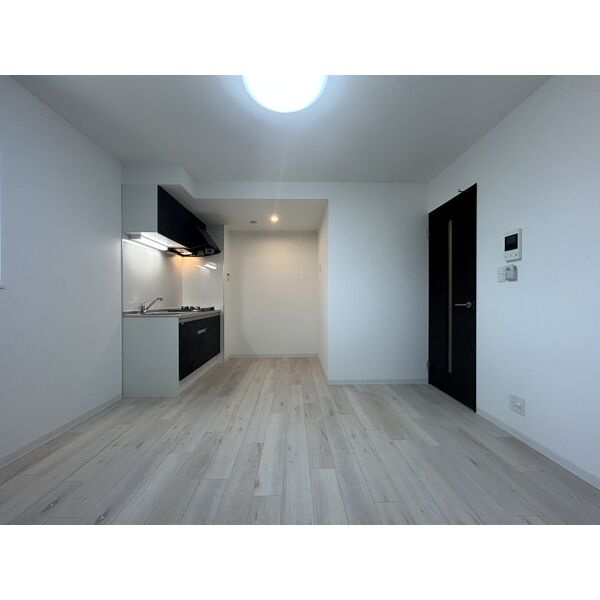 ザカラー東本町A棟の居間・リビング