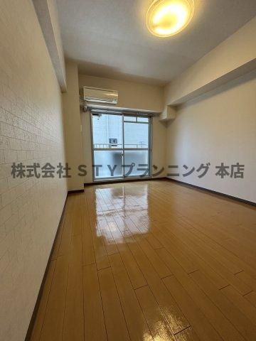 仲介手数料０円！スカイライフの居間・リビング