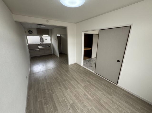 呉川町ハイツの収納