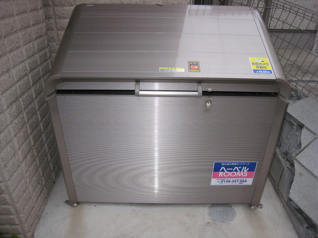 カノン下北沢のその他共用部分|敷地内ゴミストッカー