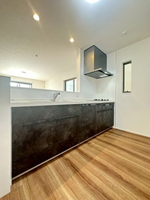 【キッチン】 | ファミリエ如是C棟