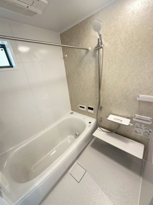 【浴室】 | ファミリエ如是C棟