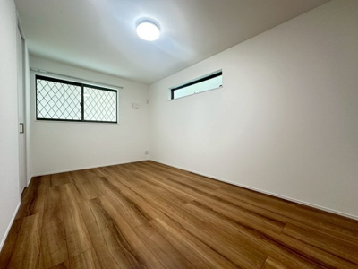 【洋室】 | ファミリエ如是C棟