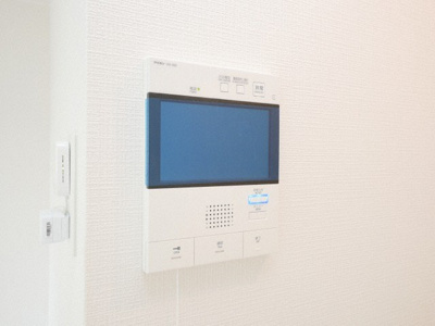 【セキュリティ】 | エスリード中之島ザ・コア | モニター付きインターフォンです