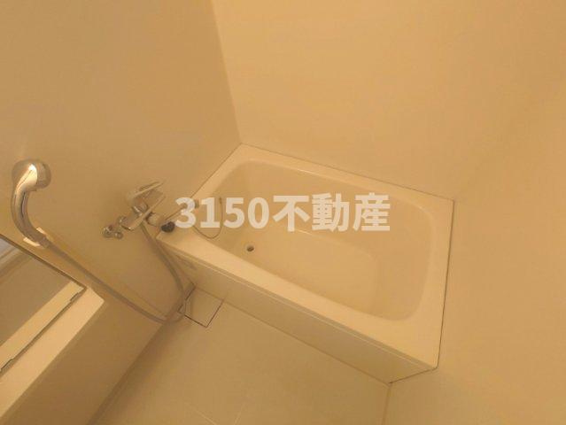 青木ビルの浴室