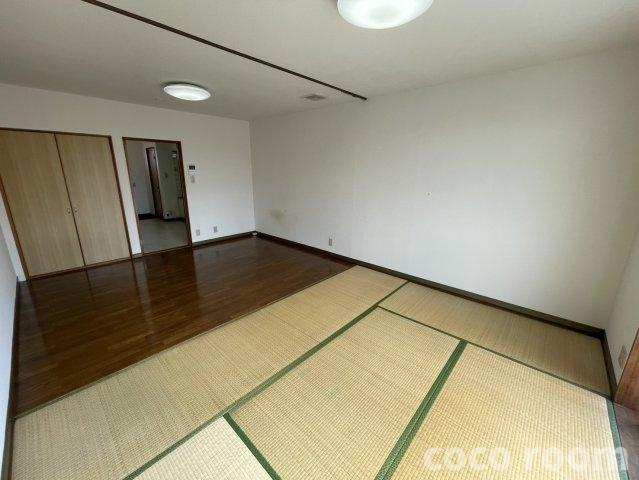 フローレンス光陽の和室