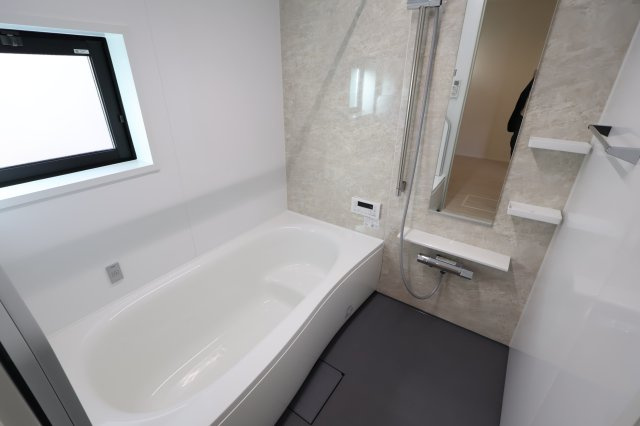 《仲介手数料無料》緑区原山３丁目217-2(全1戸)新築一戸建てTIARA