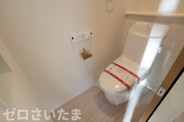 《仲介手数料無料》緑区原山３丁目217-2(全1戸)新築一戸建てTIARAのトイレ