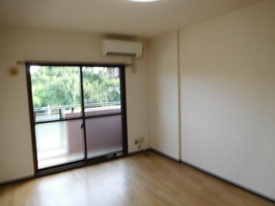 【居間・リビング】 | 高御所ロイヤルマンション