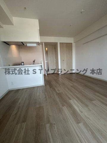 仲介手数料０円！プレサンス鶴舞公園セラヴィの居間・リビング