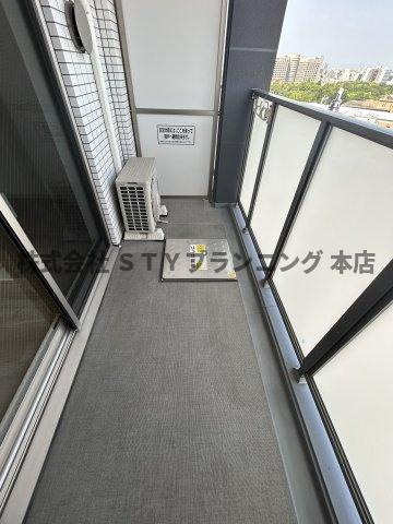 仲介手数料０円！プレサンス鶴舞公園セラヴィのバルコニー