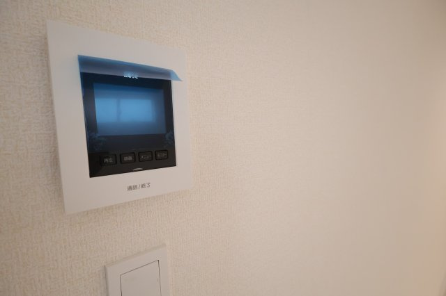 《仲介手数料無料》岩槻区大字岩槻5273-19(全1戸)新築一戸建てブルーミングガーデンのセキュリティ|撮影日 　2025年11月6日 14:15 曇り