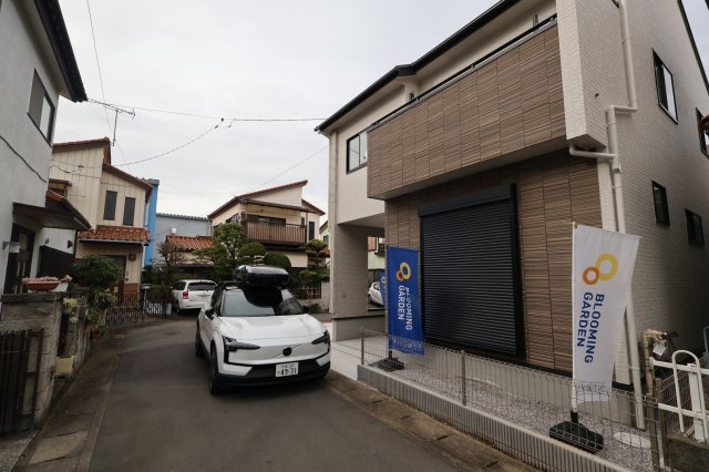 《仲介手数料無料》岩槻区大字岩槻5273-19(全1戸)新築一戸建てブルーミングガーデンの外観|撮影日 　2025年11月6日 14:15 曇り