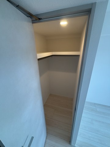 S-RESIDENCE原木中山azureの収納