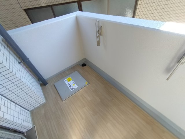 神戸市兵庫区浜崎通の賃貸マンションのバルコニー