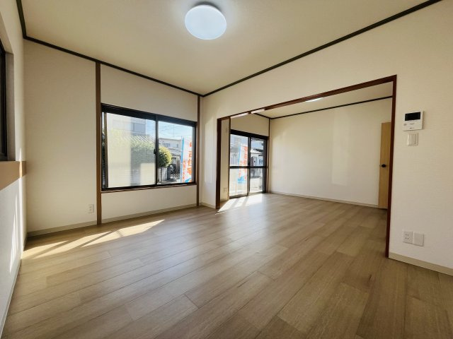 【居間・リビング】 | 熊谷市日向　中古戸建