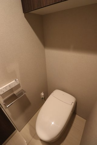 北区赤羽３丁目の賃貸マンションのトイレ