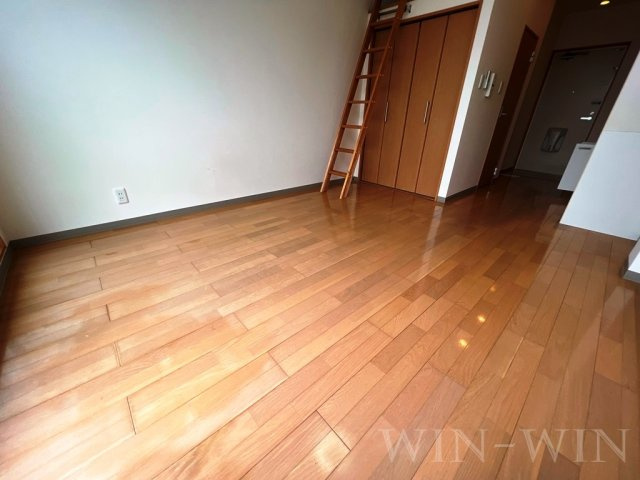 カーサフォルトゥーナの洋室