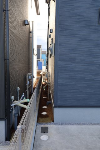 《仲介手数料無料》岩槻区大字南辻32新築一戸建てリーブルガーデンの外観|撮影日 2025年10月27日 15:00 晴れ