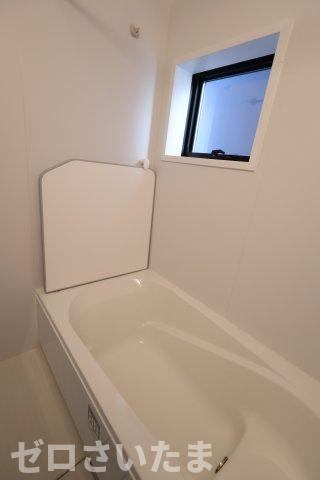 《仲介手数料無料》岩槻区大字南辻32新築一戸建てリーブルガーデンの浴室|撮影日 2025年10月27日 15:00 晴れ