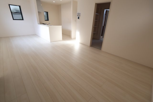 《仲介手数料無料》岩槻区大字南辻32新築一戸建てリーブルガーデン