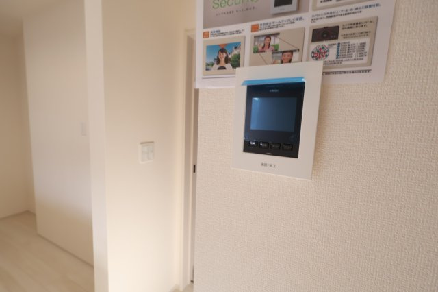 《仲介手数料無料》岩槻区大字南辻32新築一戸建てリーブルガーデンのセキュリティ|撮影日 2025年10月27日 15:00 晴れ