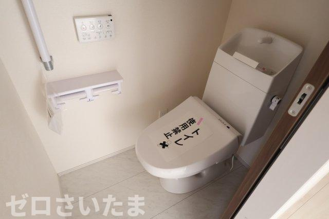 《仲介手数料無料》岩槻区大字南辻32新築一戸建てリーブルガーデンのトイレ|撮影日 2025年10月27日 15:00 晴れ