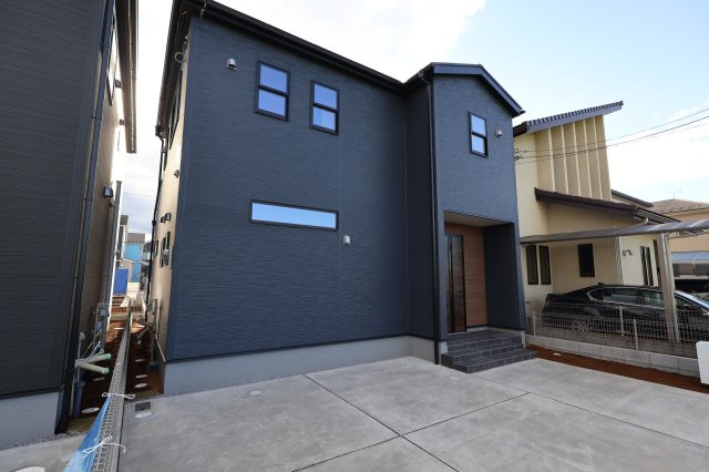 《仲介手数料無料》岩槻区大字南辻32新築一戸建てリーブルガーデンの外観|撮影日 2025年10月27日 15:00 晴れ