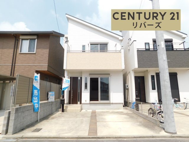 名古屋市中村区野上町の中古一戸建の外観|☆２０２５年７月リフォーム済☆　　いつでもご案内出来ます♪（お問合せ当日、平日、水曜、夜間の見学でもＯＫ）　２０１９年築！　駐車並列２台ＯＫ！　スーパーやドラッグストアなど周辺環境充実♪