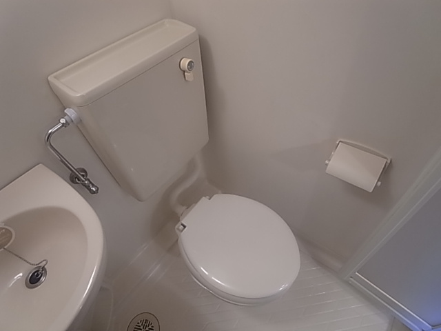 神戸市須磨区南落合１丁目のアパートのトイレ