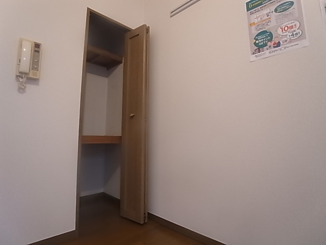 神戸市須磨区南落合１丁目のアパートの収納|クローゼット