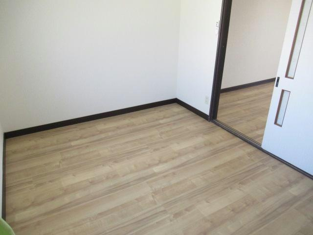 ひばりハイツの居間・リビング