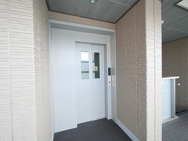 シャーメゾン　杉ケ町のその他共用部分|エレベーター付きです。